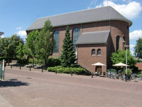 Venray-Geijsteren NL : Dorpsstraat, kath. Kirche St. Willibrord